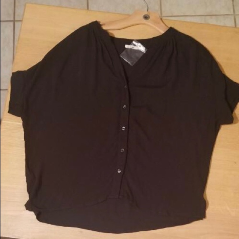 Black button down short sleeve shirt